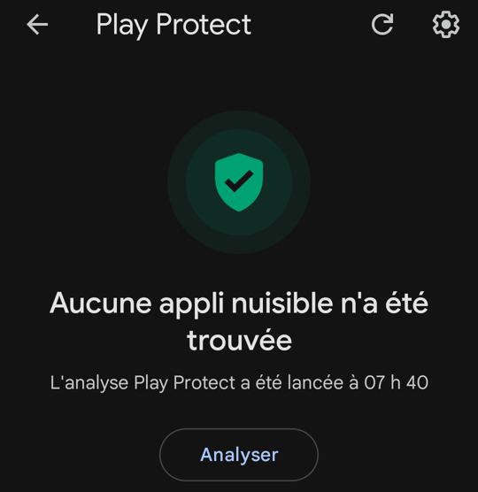 Écran Play Protect sur un Samsung Galaxy S21 FE : aucune appli nuisible trouvée