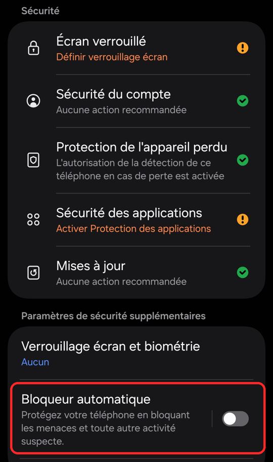 Écran Sécurité et confidentialité d’un Samsung Galaxy S21 FE, avec l’option Bloqueur automatique entourée